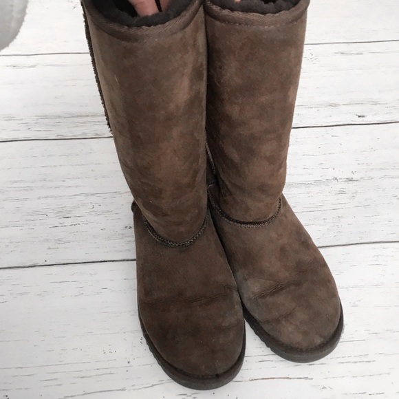 UGG Australia Classic Tall Chocolate Brown - Picture 8 of 8